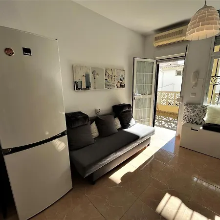 Appartamento Nuc - 2 - Wifi - Terraza Exterior - 100 Metros Playa La Carihuela Torremolinos
